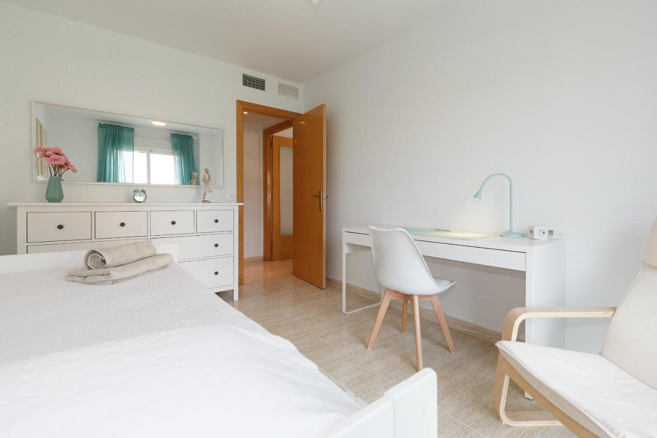 Uhc Aqua Family Complex Apartment Salou Exterior photo