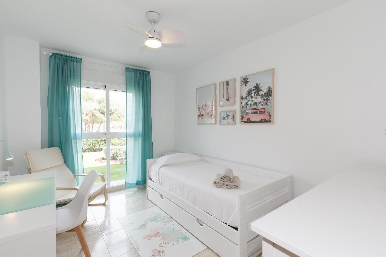 Uhc Aqua Family Complex Apartment Salou Exterior photo